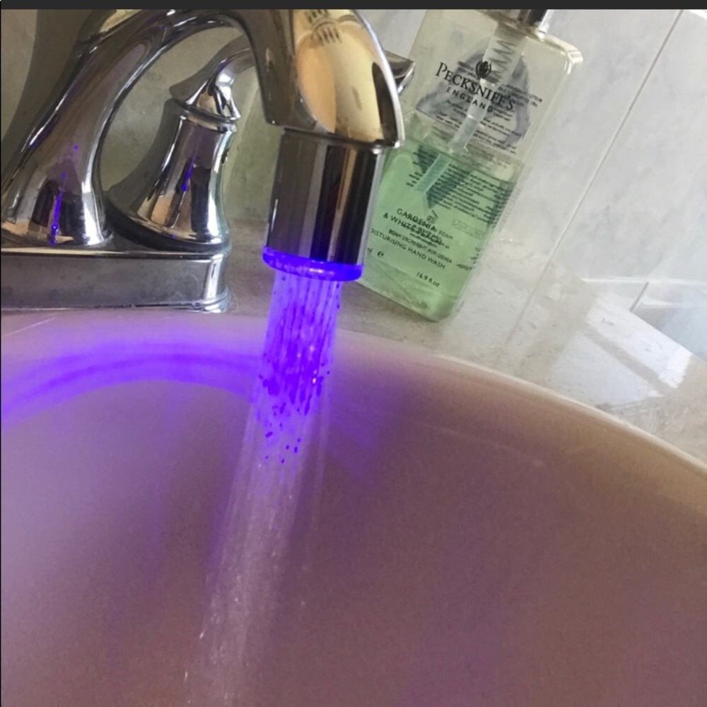 New glow fantastic water tap.  it glows blue💧💦